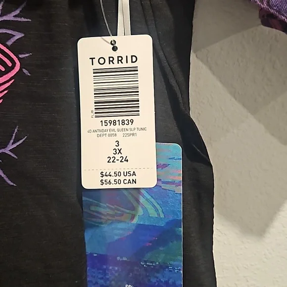 Torrid Disney villains tunic shirt size 3x - Picture 5 of 6